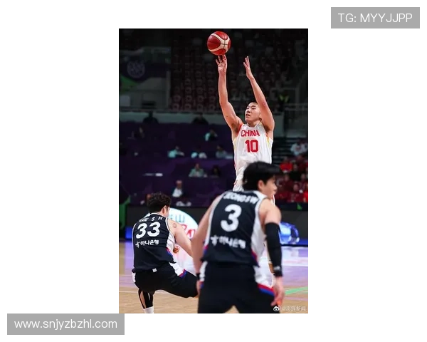 中国男篮逆转战胜韩国队 重返亚洲杯四强争冠行列 中国男篮逆转战胜韩国队 重返亚洲杯四强争冠行列