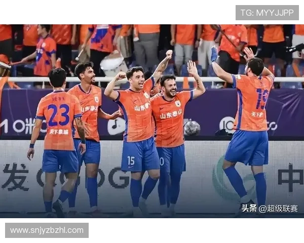 世界杯预选赛焦点战：中超球员领衔，国足迎战强敌挑战自我