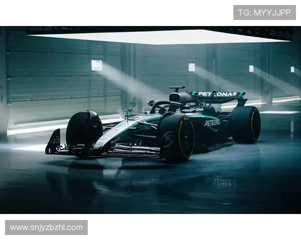 F1赛季最新动态:车队战略变动与车手表现引发热议 F1赛季最新动态:车队战略变动与车手表现引发热议