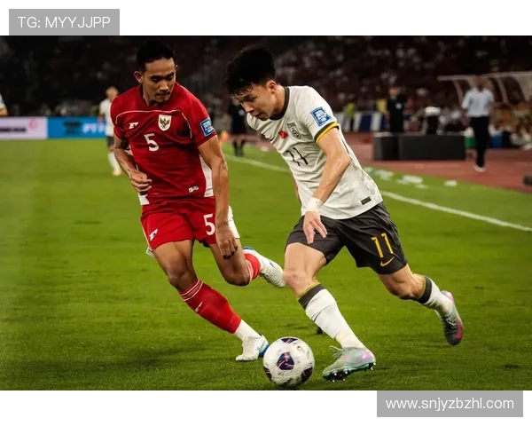 中国足球队全力备战世界杯预选赛新阶段 众多新星崭露头角引发热议