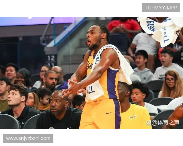 湖人队重磅引援!詹姆斯携手全新巨星冲击下赛季总冠军 湖人队重磅引援!詹姆斯携手全新巨星冲击下赛季总冠军